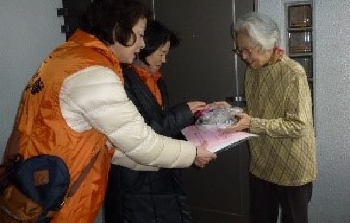 高齢者会食会、配色事業